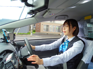 アカツキ交通株式会社（暁交通株式会社） タクシードライバー／未経験歓迎！全車カーナビ付＆迎車率80％