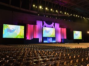 株式会社ディーフレックス イベント企画・制作職／11日以上の連休を年2回まで取得可能