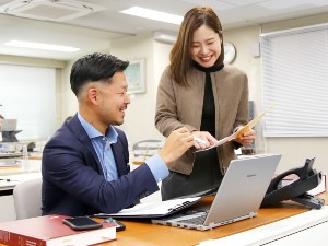 ケイティーティー貿易株式会社 英語力を活かす海外営業／年休123日／残業少／月給30万円～