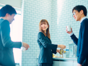 株式会社ミックウェア 品川駅すぐ／一般事務／年間休日120日／残業少なめ