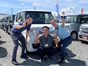 株式会社光野自動車 クルマの営業／ノルマなし／賞与4回／月給25万円～／転勤なし