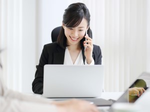 株式会社シナテック 役員秘書／未経験歓迎／年休123日／残業月10ｈ／転勤なし