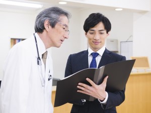 株式会社エバルス 医薬品・医療機器・試薬のルート営業／年休124日／前給考慮