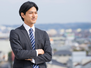 いすゞロジスティクス株式会社(いすゞグループ) 倉庫管理（北海道）／年間休日121日／賞与5カ月分以上