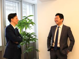 Atikus Consulting株式会社 キャリアアドバイザー／未経験歓迎／土日祝休／月給30万円以上