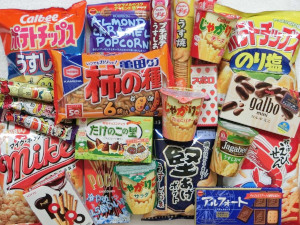 株式会社サクラバ お菓子の商品開発職／年間休日120日・リモートワーク併用可