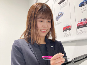 株式会社モトーレン阪神(GLIONグループ) 店舗アシスタント／未経験歓迎／賞与3カ月／残業ほぼ0