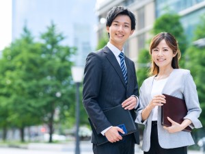 株式会社住商ホーム 未経験歓迎／総合職（営業・事務のどちらか）／転勤無／資格支援