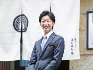 大東企業株式会社 店長候補／月給35万円スタート／家族手当有／年2回連休取得可