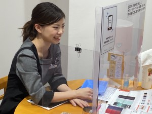 株式会社プラム(フォーキャストグループ) スマホアドバイザー／知識がなくてもOK／残業ほぼ無／週休2日