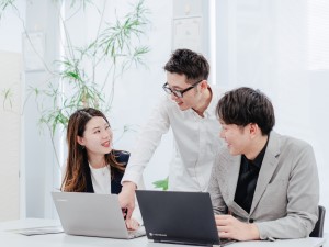 株式会社フォレストシンフォニー 一般事務／未経験可／第二新卒OK／賞与年3回／残業月10h