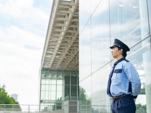 株式会社東京総合警備 大学キャンパス内施設警備スタッフ／未経験歓迎／入社祝金5万円