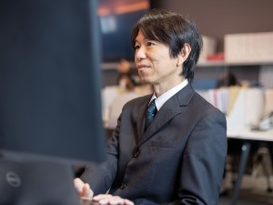 医療法人社団青藍会 ヘッドハンター／転勤なし／将来の幹部候補／月給32万円～