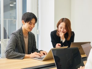 株式会社ネクスウィル 総合職（人事・経理）／残業15h以内／年休120日／高定着率