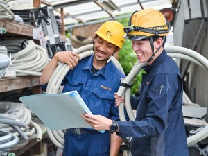 有限会社藤本電気工業 面接確約／電気工事スタッフ／未経験歓迎／残業10h程度