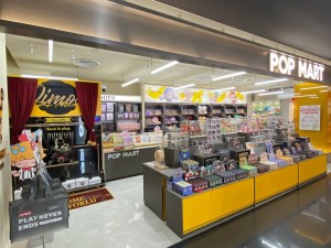 株式会社ＰＯＰ　ＭＡＲＴ　ＪＡＰＡＮ フィギュア店の店長候補／未経験可／年休126日／月給25万円