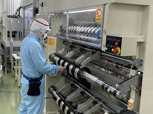 株式会社カナオカグラビア 賞与実績4.4ヶ月！食品パッケージの製造スタッフ