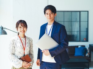 Ｃ．Ｓ．Ｅプロダクション株式会社 占い師のマネージャー／未経験可／月給25万円以上／インセン有