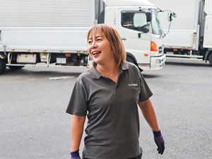 サンキ運輸株式会社 菓子類等の倉庫間移動（完全週休2日制・土日／年休120日）