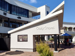 株式会社アットクラフト／Crazy Crepes（クレージークレープス）りんくう店 クレープショップの販売スタッフ／大阪府泉佐野市／転勤なし