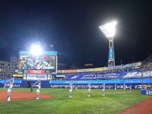 株式会社横浜DeNAベイスターズ 横浜ベイスターズのインハウスデザイナー／業界未経験OK