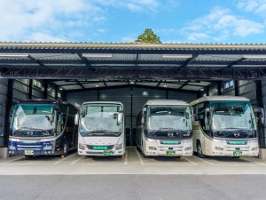 東関交通株式会社 バス運転士／普免でOK／月収50万円以上も可／引越し補助あり