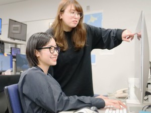 有限会社クワデータ ニュース配信の編集スタッフ／未経験歓迎／残業ほぼなし