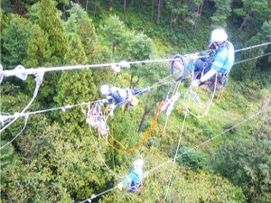 日成電設株式会社 送電設備スタッフ／未経験歓迎／転勤なし八戸勤務／残業月10h