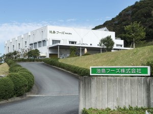 池島フーズ株式会社 茶そばの製造スタッフ／未経験歓迎／日勤のみ／残業月10時間