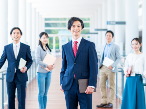 株式会社トヨタエンタプライズ(トヨタ自動車（株）出資会社) イベント企画・運営（月給26.6万円以上／賞与4.6カ月分）