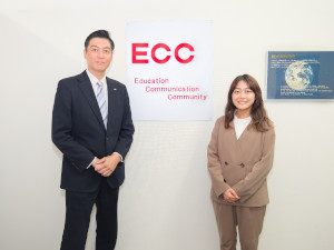 株式会社ＥＣＣ 営業職／未経験歓迎／年休124日／土日祝休み／賞与5.5か月