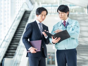 株式会社ユーバー 法人営業／未経験歓迎／研修充実／転勤なし／月給27万円以上