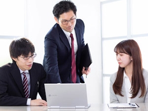 エスシーピー株式会社 人材コーディネーター／未経験歓迎／残業10h／年休127日