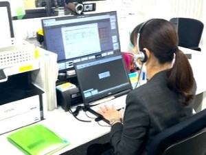 株式会社りそな銀行 テレビ窓口業務（関東・関西）／年休122日／残業少／手当充実