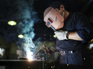 株式会社佐藤工業 技術スタッフ／未経験募集／残業月20h程度／手当充実／転勤無