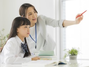 株式会社スタディーネットワーク 塾講師／未経験可／充実した3カ月間の入社研修／定着率95%