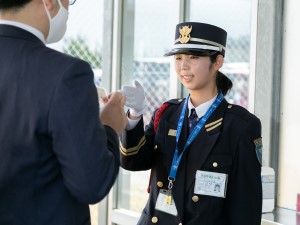 東海警備保障株式会社(TONETグループ) 空港での手荷物チェック／未経験大歓迎／日勤のみも可／寮完備