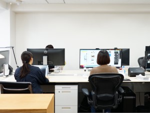 株式会社ｆｉｇｌｉｏ フロントエンドエンジニア（Webエンジニア）／土日祝休み