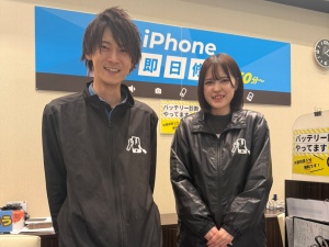 株式会社シナジーグローバル／SMART COOL（スマートクール） スマホ修理の受付・接客／未経験OK／賞与4回／髪型ネイル自由