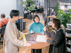 株式会社ＣＲＯＳＳ　ＬＩＮＫ Webコーダー／月給最大35万円／時差出勤可／車通勤OK