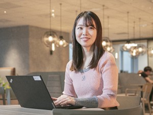 株式会社セレス【プライム市場】 ECサポート／未経験OK／年休129日／月額29万円以上