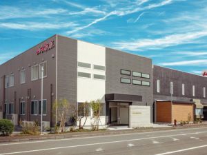 山本被服株式会社 （制服や作業着などの）企画～提案営業 ／ ・月給29万円～！