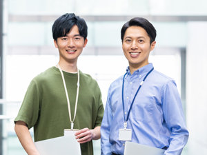 株式会社テクノソレイユ ITエンジニア／未経験歓迎／残業月20h／寮あり／手当充実