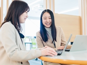 千年エンジニアリング株式会社 事務系総合職（営業事務・管理部＆広報）／未経験歓迎／定時退社