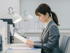 株式会社ケイエスジャパン 経理・財務／残業少＆転勤なし／賞与年2回／完全週休2日制