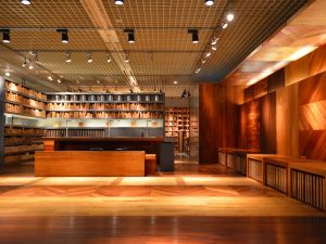 株式会社マルホン【MARUHON INC.】(積水ハウスグループ) 内装木質建材の提案営業／未経験歓迎／土日祝休／年休122日