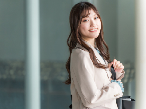 株式会社Ｅ．Ｎ WEBマーケター（企画）／広告運用／未経験OK／土日祝休