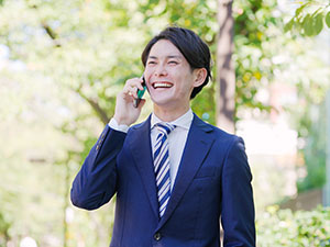 ポバール興業株式会社【スタンダード市場】 業界トップのメーカーでのルート営業／未経験歓迎／基本定時退社