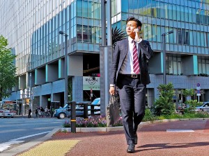 オフィスネットワーク株式会社 不動産売買仲介営業／年休125日／土日祝休／残業時間少なめ