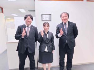 税理士法人むらずみ総合事務所(むらずみ経営グループ) 税務会計スタッフ／月給28万円～／年休122日／残業月14h